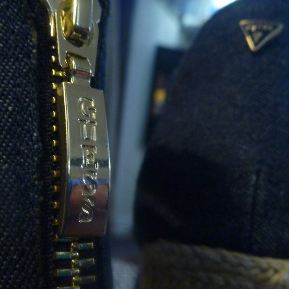 GUESS "Lora" zip-front espadrille - Picture 8 of 9